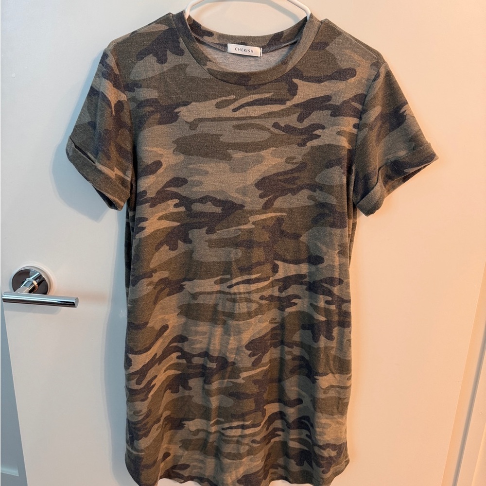 Cherish Green and Brown Camouflage Tee